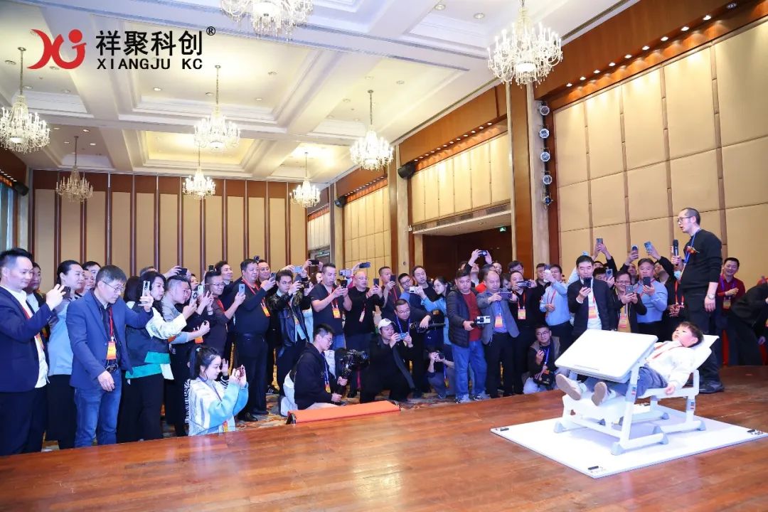 2025年祥聚午睡课桌椅新品发布会成功举办(图31)