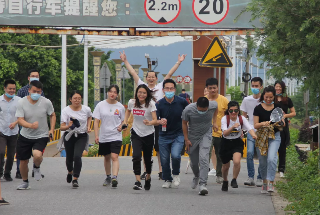 读书时，我们守护你；长大后，你们守护世界|江西中医药大学